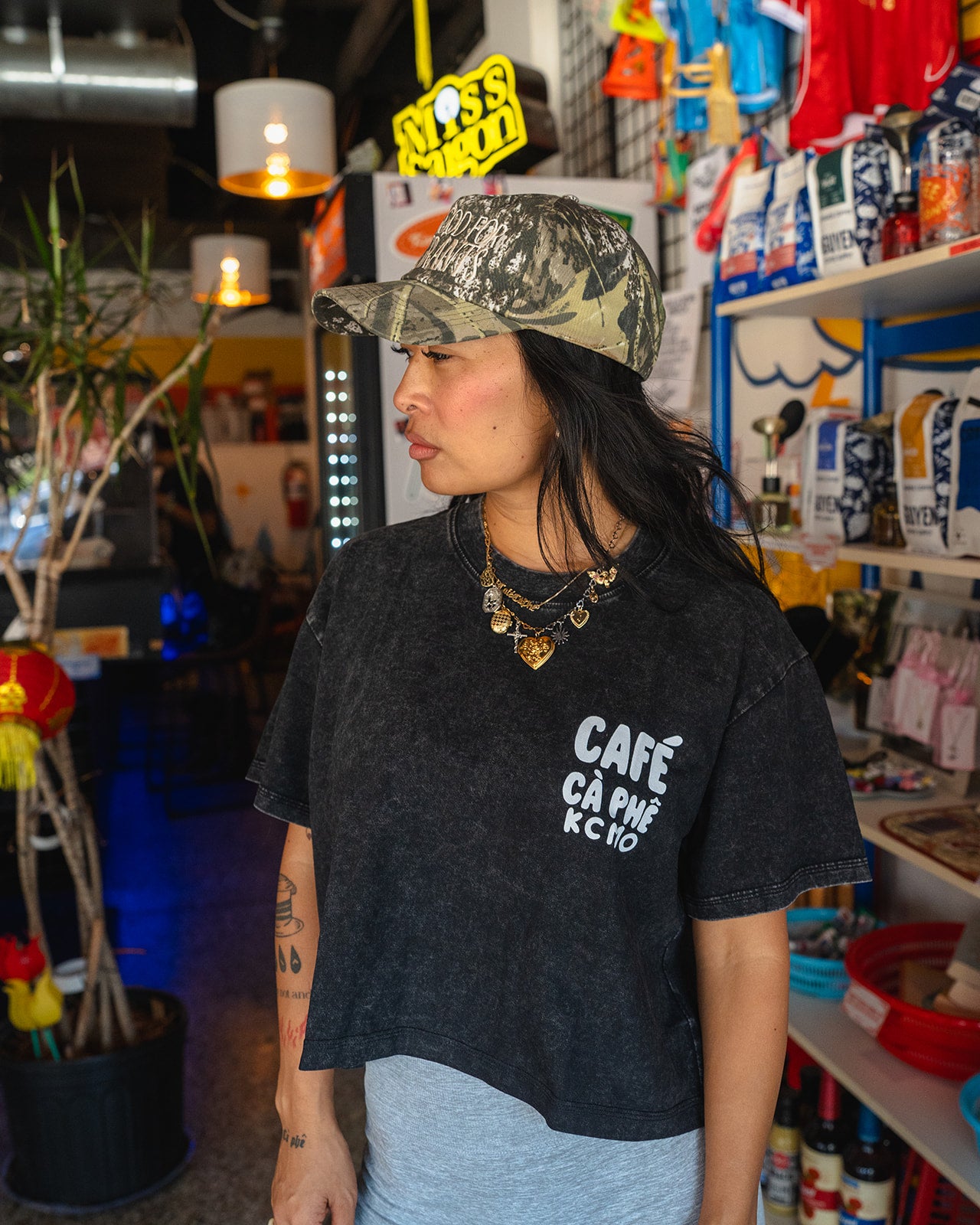Cropped shirts (vintage black tee)