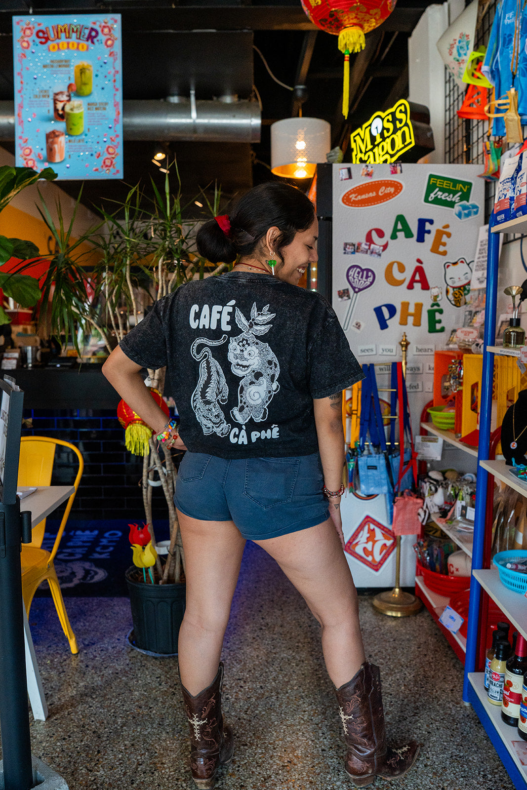Cropped shirts (vintage black tee)